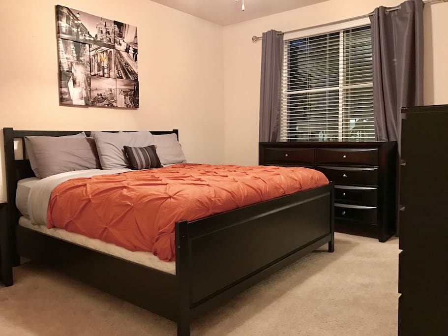 California King size bed
