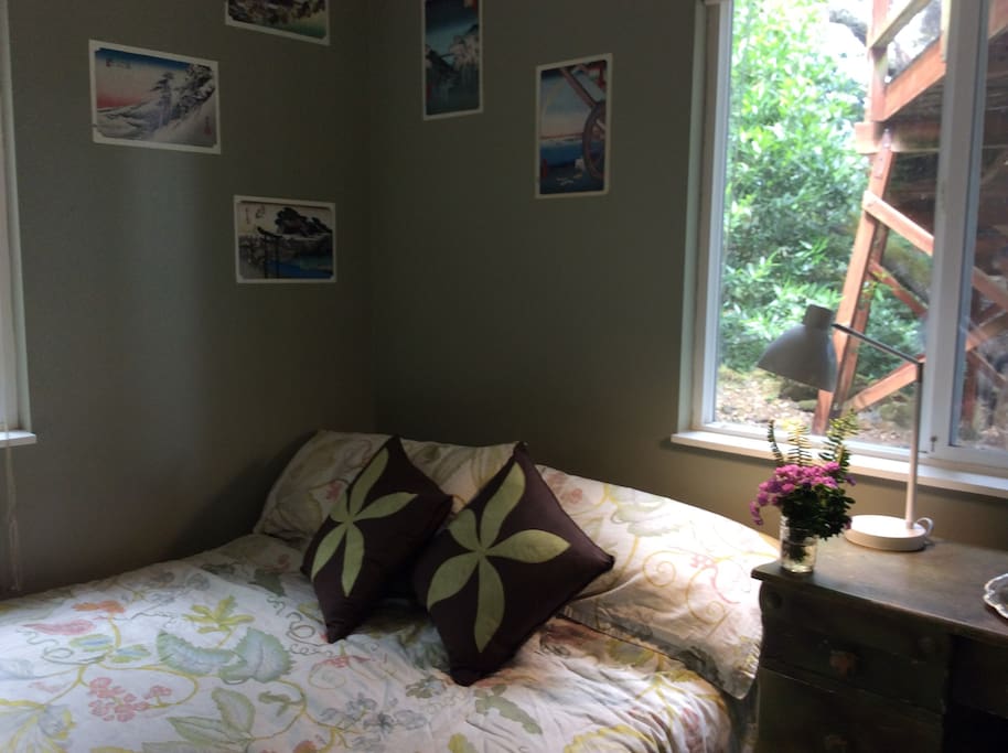 One private bedroom, very comfortable bed