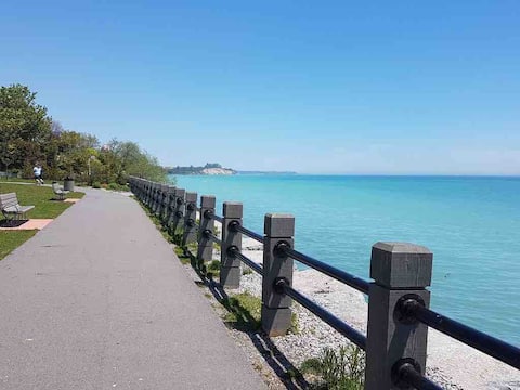 Waterfront community ideally for long stays