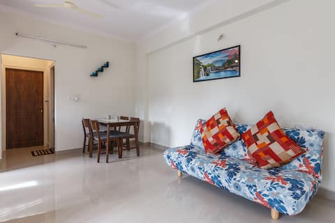 Chic 2BHK-8mins to Manyata-Bhartiya(Optional AC)