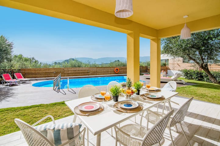 Travelog Vacation Services managed Airbnb listing 1