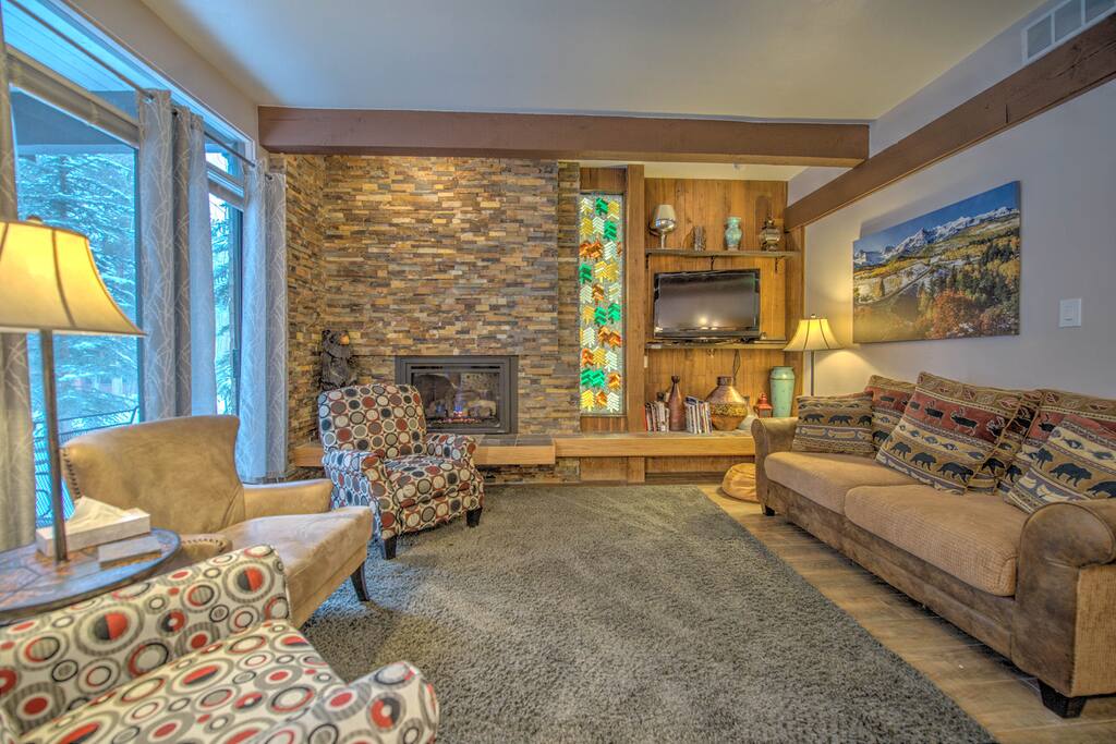 Living Room, cozy gas fireplace