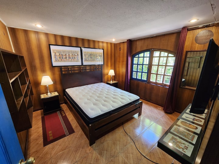 საძინებელი 1