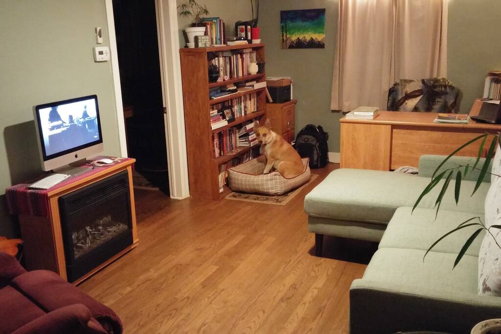 Living room and Jojo
