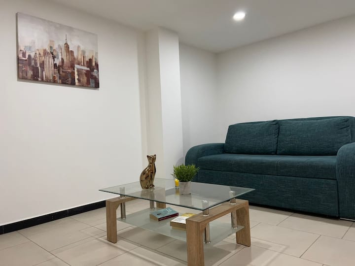 Encantador Apartamento Cerca Al Aeropuerto - Funza
