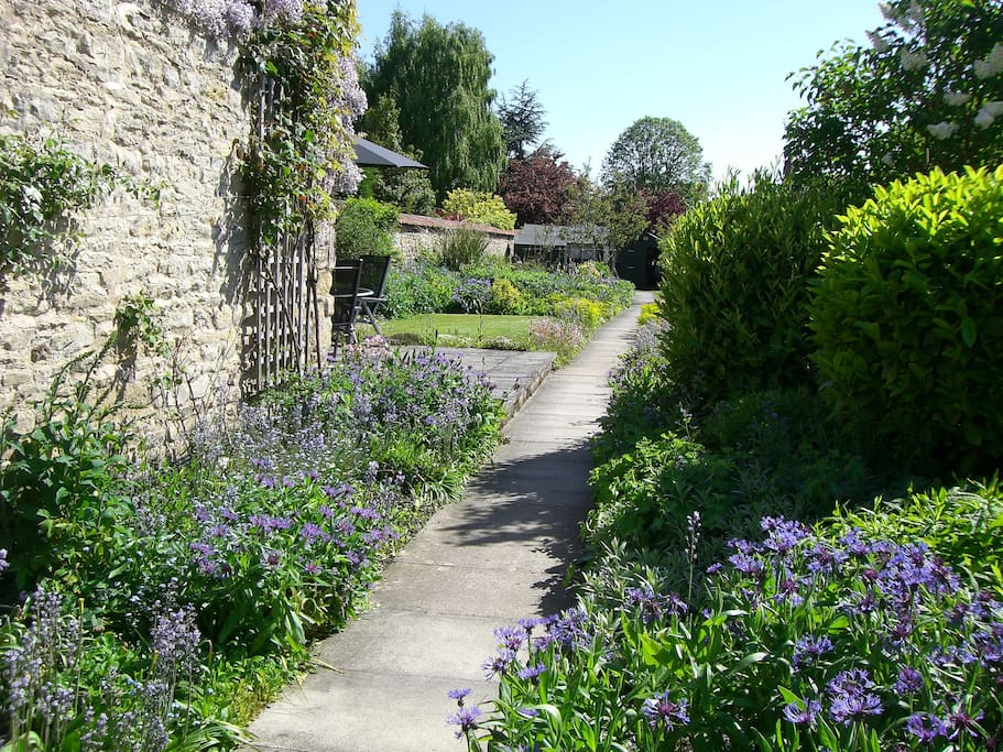 Eden House Garden View