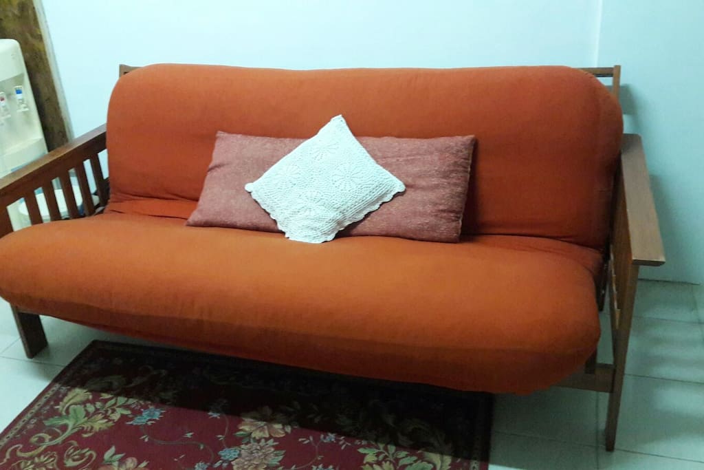 Futon que se puede hacer cama de dos plazas