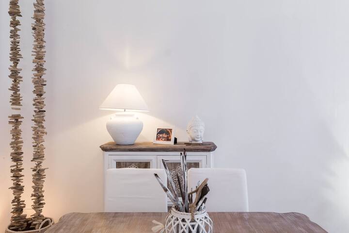 Piazza di Spagna BB – 11 guests gallery image 4