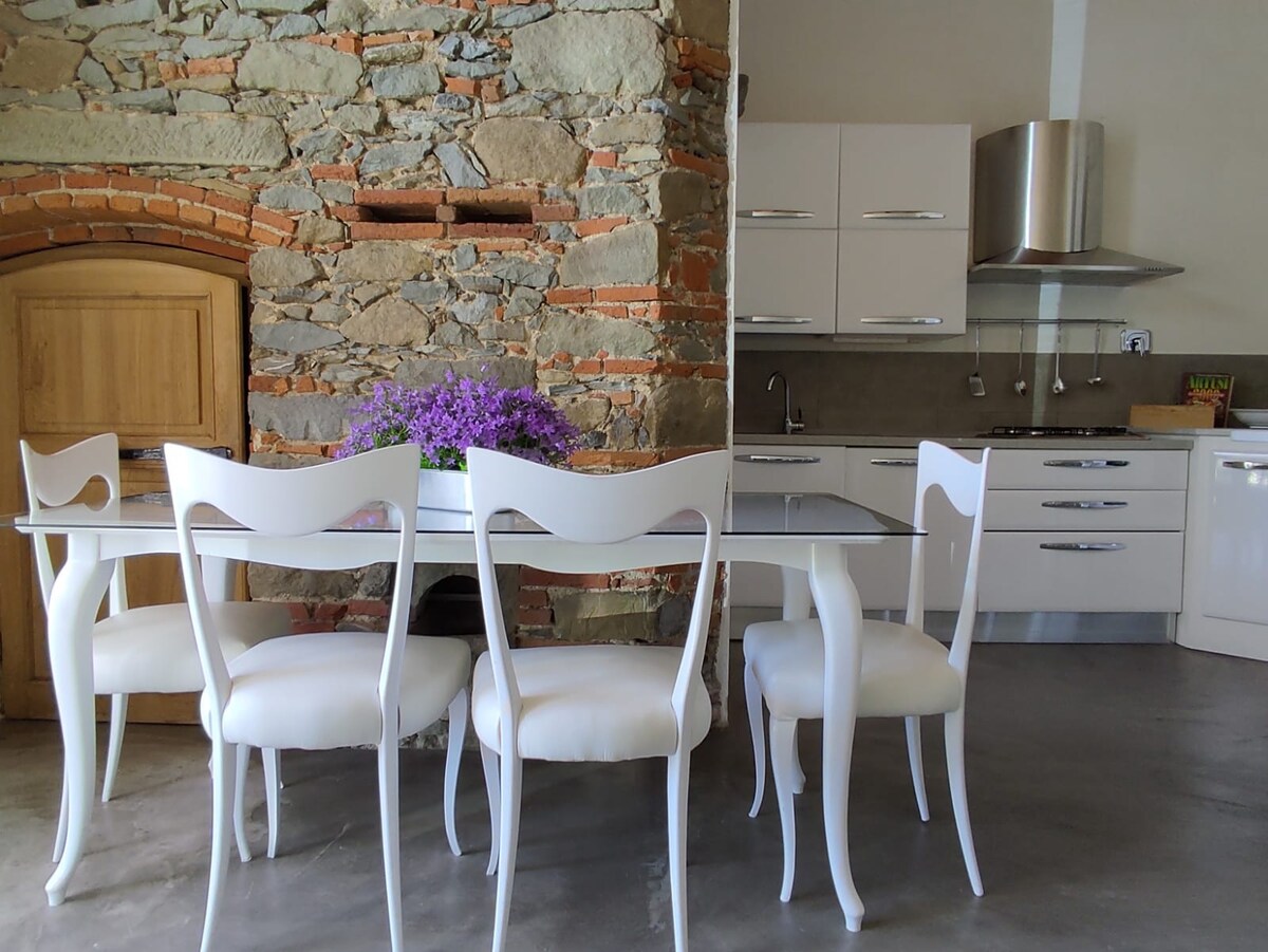 Airbnb con migliori performance: Casa delle rose independent accommodation with garden a Pistoia