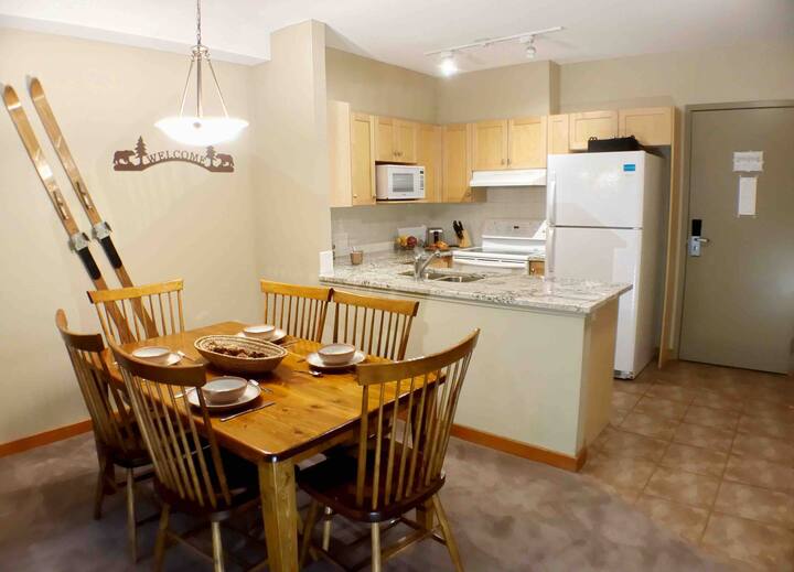 10 Best PetFriendly Airbnbs In Canmore, Canada Updated 2024 Trip101