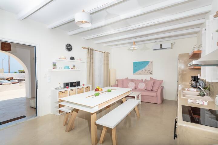 Villa Olena: 2 villas 10 pax 2 pools+Jacuzzi Paros gallery image 5