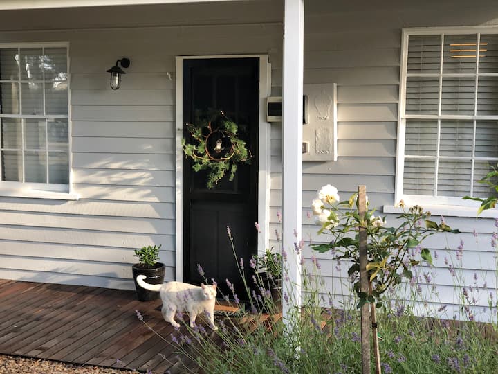 Drummond North Vacation Rentals & Homes Victoria, Australia Airbnb