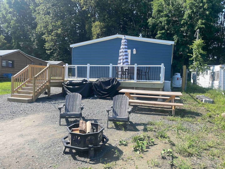 *New 4 Season home with dock slip included Houses for Rent in