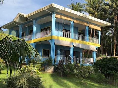 Casa Bella Vista-Beachfront Villa