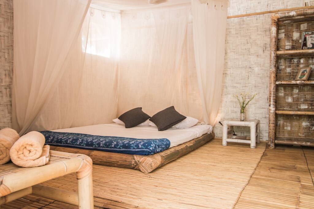 Double latex bed, main bedroom
