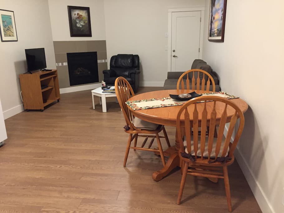 Living/dining room
