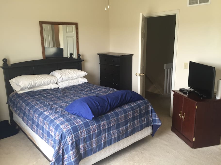 Main bedroom.