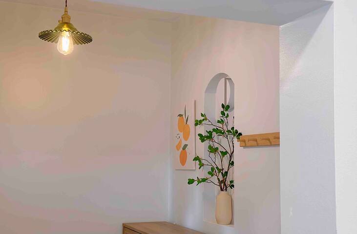 Luxury Family Home 6bed/3bath/4parking in Chicago gallery image 4