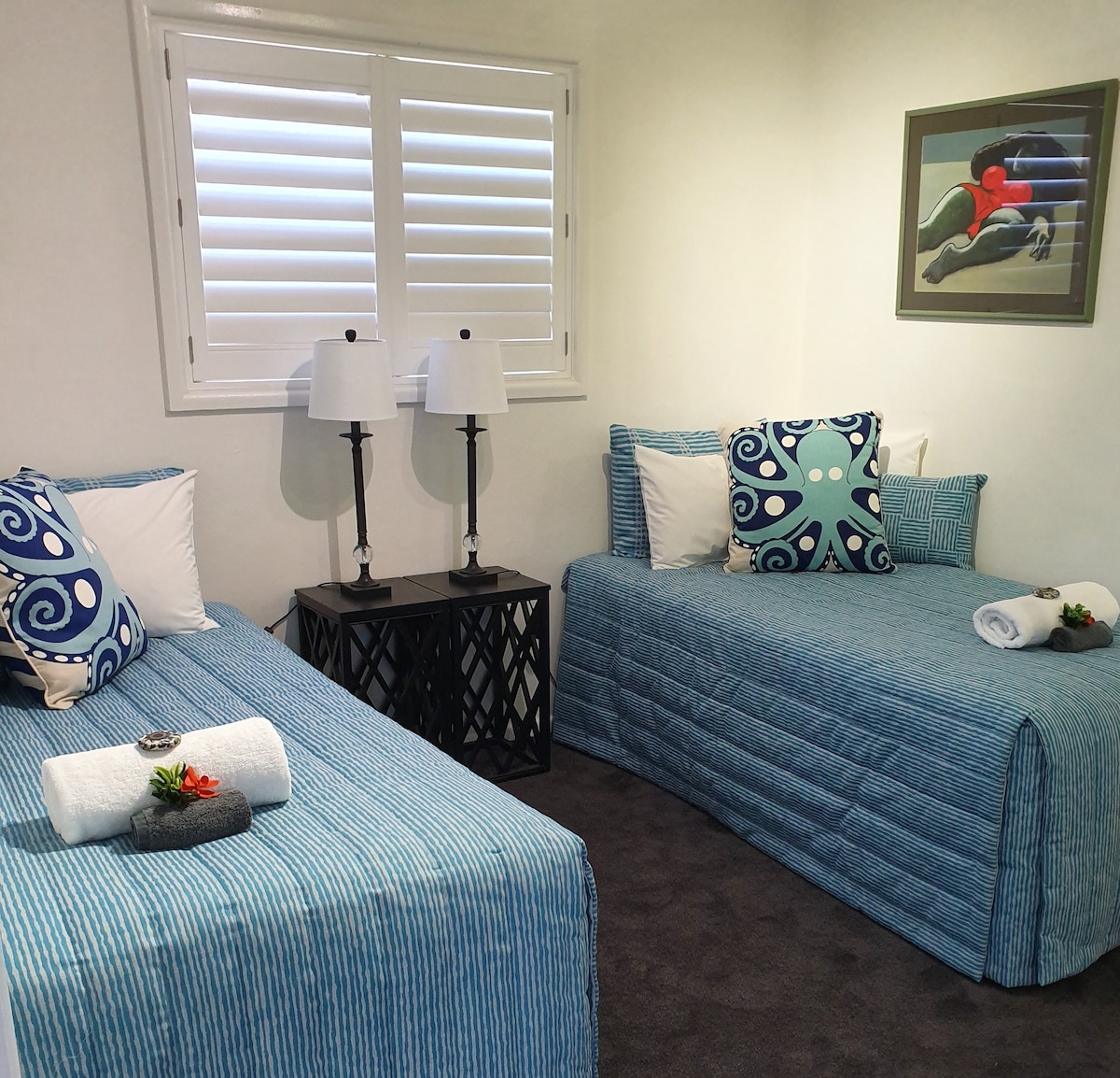 4. spavaća soba - 2 x bračni krevet (180x200) ili bračni krevet (180x200