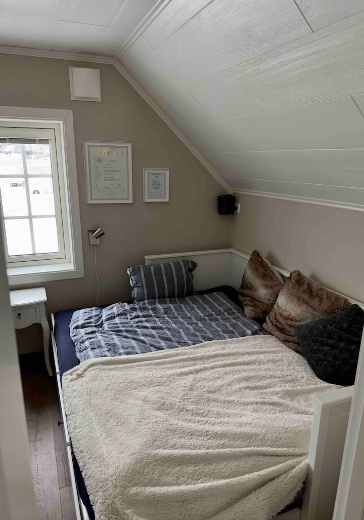 Spálňa 1 dvojlôžko