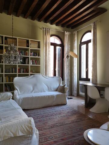 Canal view apartment with wide private terrace gallery image 4