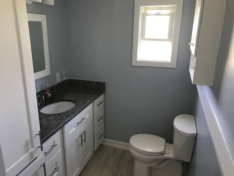 Bathroom 8/1