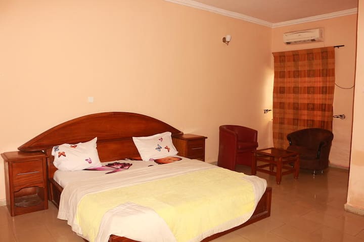 Afara Castle - SINGLE ROOM