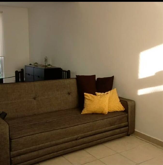 Sala (Sofá cama doble)