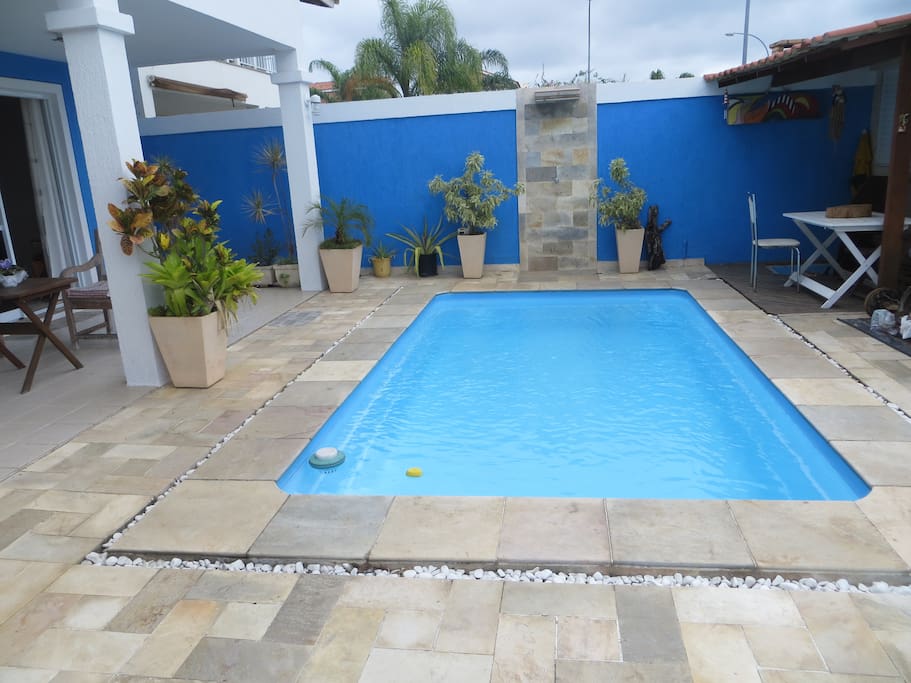 Piscina e churrasqueira