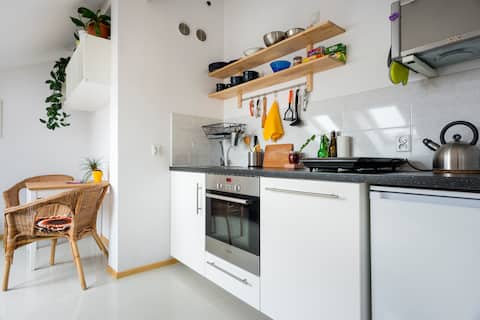 Popular Airbnb listing: Loft with Lift near Royal Castle in Zwierzyniec