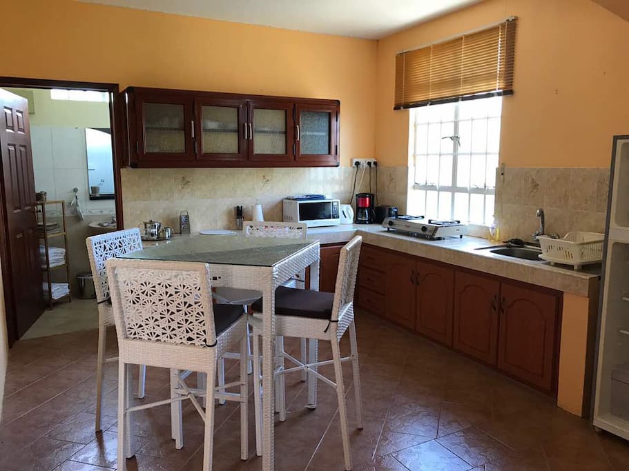 Fully equipped kitchen