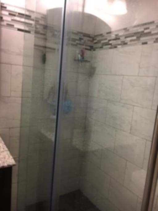 Stand-up shower