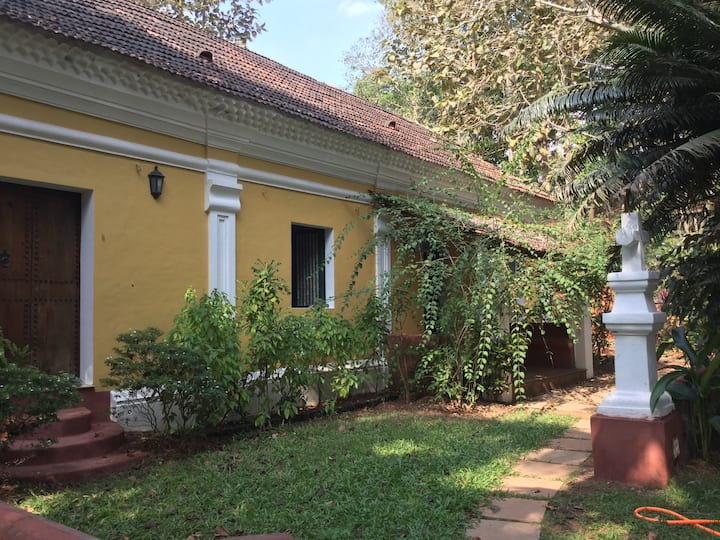 From the front door to the verandah