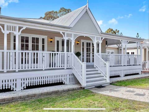 LUXURY FULLY RENOVATED White Haven Estate