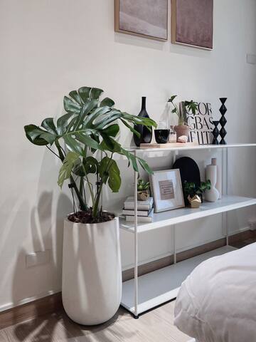 Elegant 3BR Apt by Daan Park | Elevator | Family gallery image 4