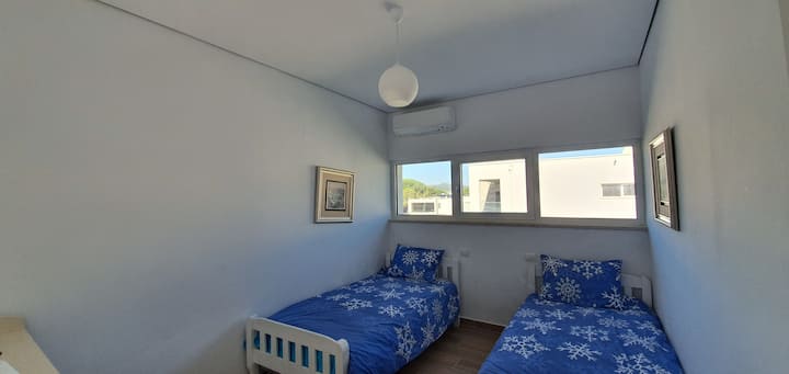 Втора спална соба 2 единечни кревета