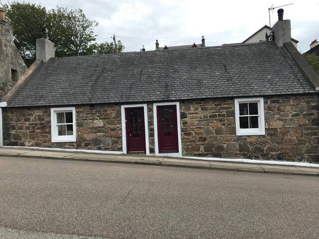 Airbnb Cullen Holiday Rentals Places To Stay Scotland