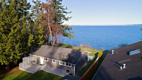 Samish Bay Cottage