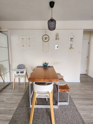 3 Bedroom 2½ Bathroom Wan Chai Flat gallery image 4