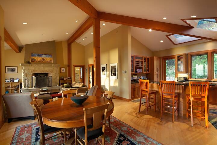 Bamboo Grove gallery image 5