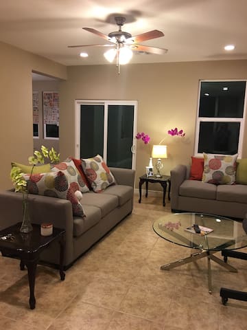 Good place, near downtown, 3 miles to airport