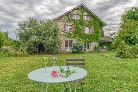 Anthy Villa classified heritage Geneva lake view