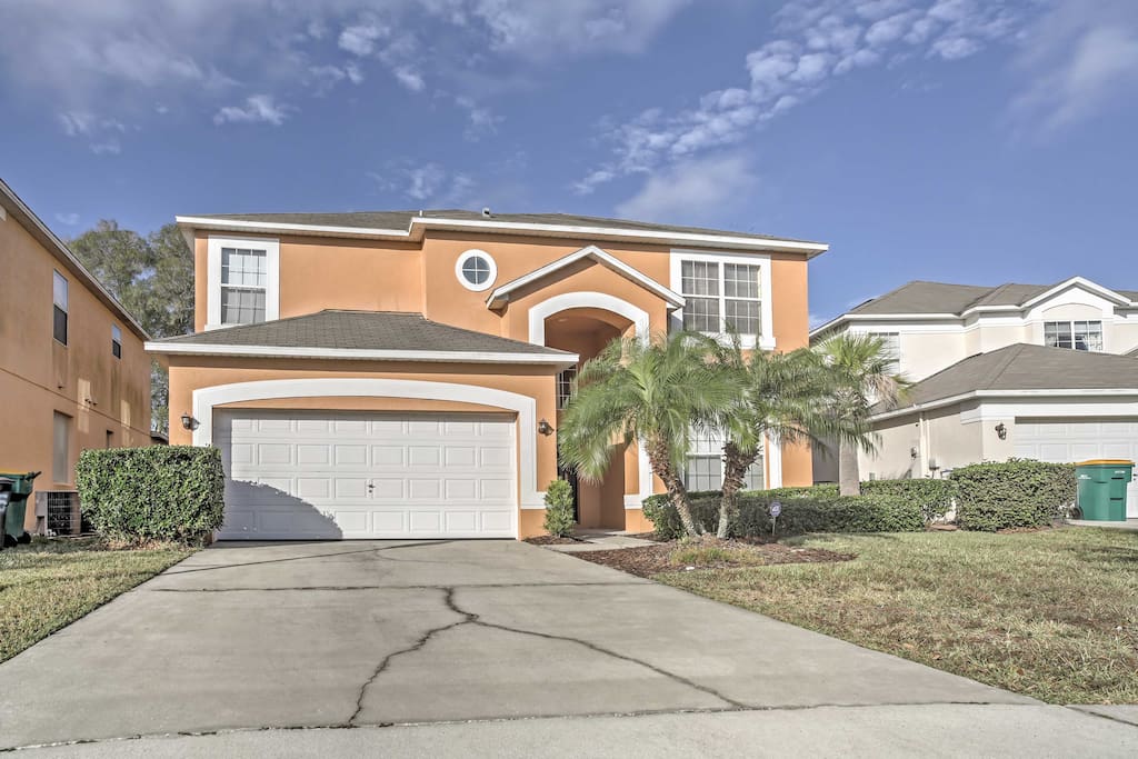The Disney parks are within a 20-minute drive of this group-friendly home.