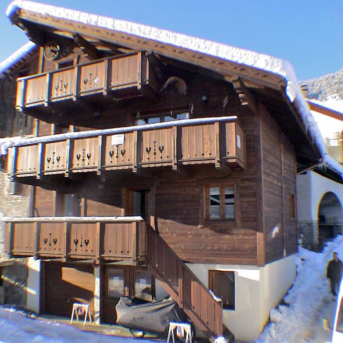 3 large balconies to enjoy the views and step out in your slippers.