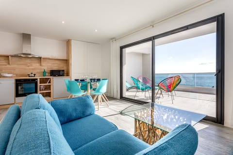 Popular Airbnb listing: On the beach, new appartment, outstanding view in Argelès Sur Mer