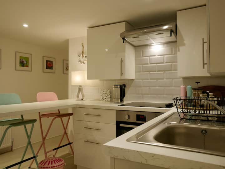 Top 10 Airbnb Vacation Rentals In ShorehambySea, UK Updated 2024