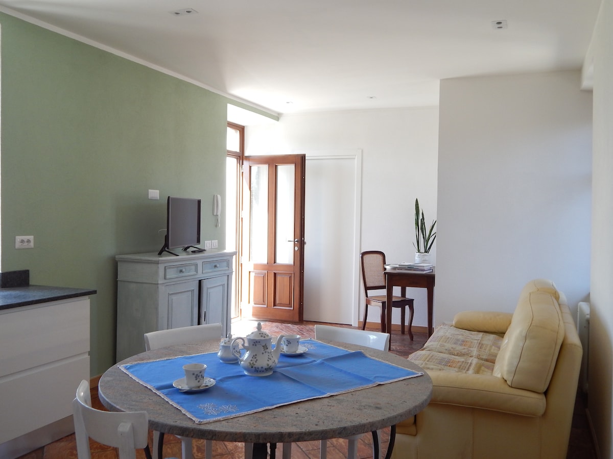 Top Airbnb: Casa Zia Bianca - Apartment with pool for 4 people in San Siro