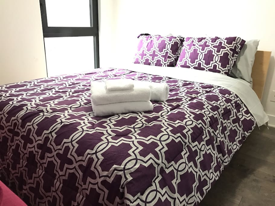Queen bed