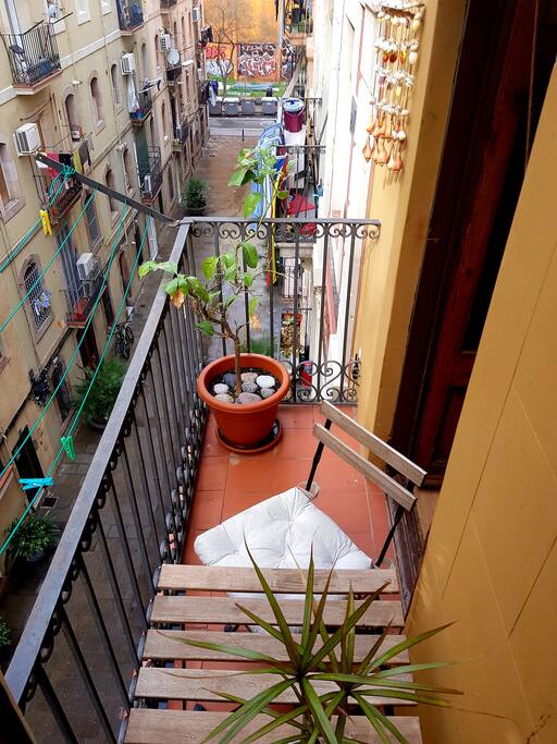 Private balcony of the guest's room - balcón privado del cuarto del huésped