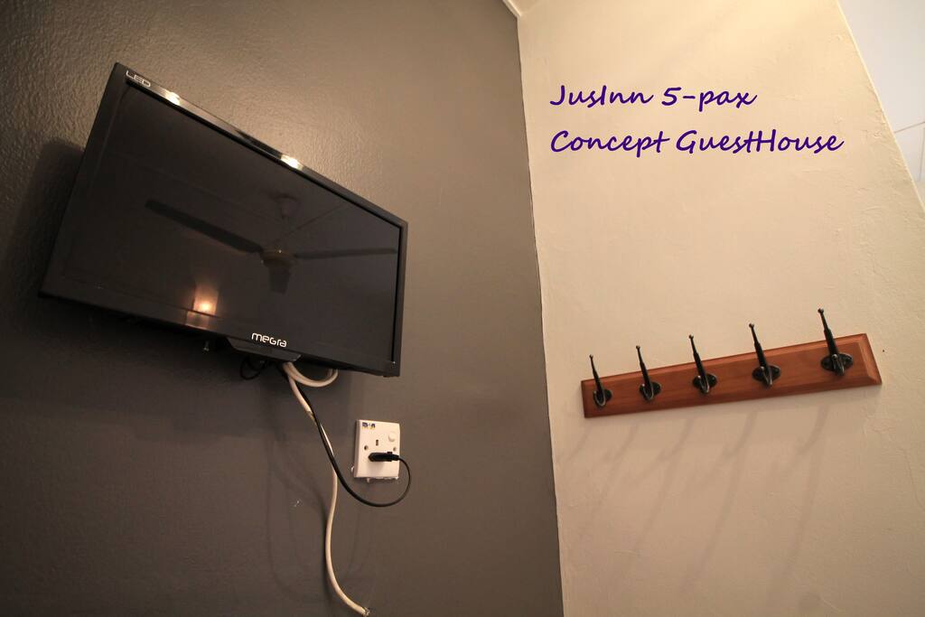 TV & Wall-mounted Hanger